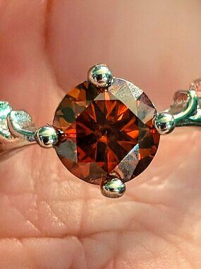18k white gold red moissanite diamond ring